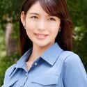 成島さとみ