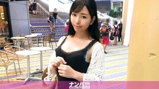 200GANA-1426 Kakak model kereta membuatkan saya begitu teruja.Kaki panjangnya yang cantik dan kasut tumit putih membuatkan saya teringin untuk melakukan hubungan seks... Dia berumur 30 tahun dan berbadan matang tetapi dia tidak mempunyai teman lelaki...