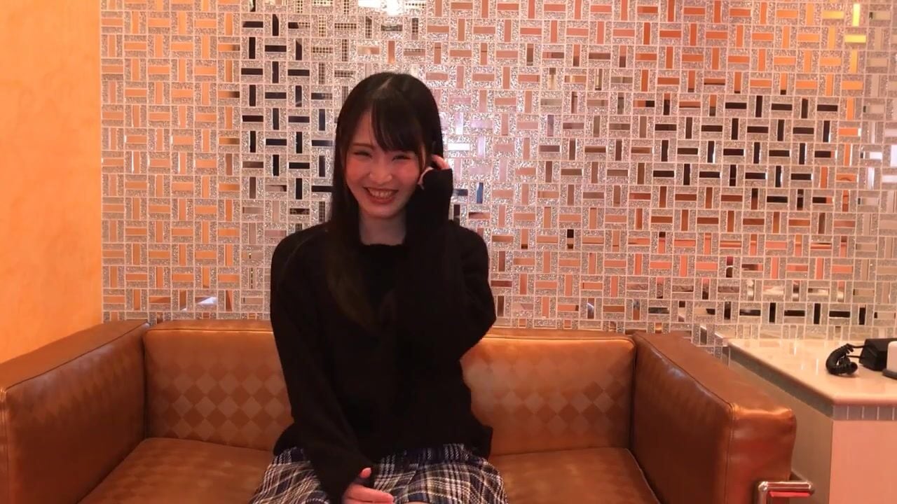 美少女 顔射 大量 高画質 FC2PPV-2482750 美少女ひなたちゃん電撃降臨。美味しそうに咥える電撃フェラで大量顔射。