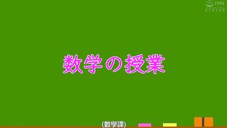 RCTD-407C 張開雙腿蹲廁所是理所當然的女校