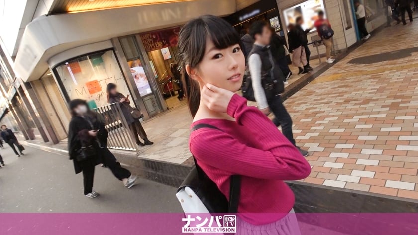 ⁣200GANA-1973 マジ軟派、初撮。 1280 押しに弱そうな女子大生を丸め込んで…。流され女子のスレンダーな體を堪能！ 花音 21歳 大學生 ※パン屋でバイト