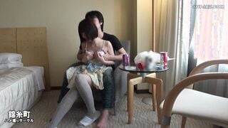FC2-PPV-2606360 【神カワ美少女】ことみ♪「…ダメだよ…」と恥じらうハメ撮り処女の美少女と高層ホテルでヤリまくり！カワイイ顔して特まん毛は特濃w丁寧フェラご