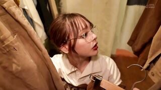 STARS-511 人気アパレル店員ゆなさんは舐めるのが大好きビッチギャル!ヨダレダクダ…