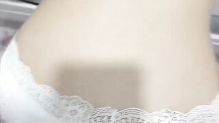 신 수준의 초미녀 91 작은 마녀의 최고 완벽한 여자 친구 ▌메이 마이 소스 ▌ 흰색 스타킹과 섹시한 서스펜더 벨트를 입은 섹시한 기절기로 범해지고 체리 작은 입과 정액으로 구강 섹스를합니다.