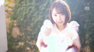 MIDV-056 新人 専属 20歳 インテリでゆるカワな現役女子大生 笑顔の天使AVデビュー 宍戸里帆