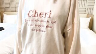 FC2-PPV-2744199 【無】垢抜けない純朴娘 めいちゃん(24) １年半ぶりのエッチ＆人生初生中出しに感動【本編約２時間４５分】【※実家でオナニー自撮り特典あり