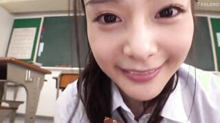 FSDSS-394 あざと可愛い彼女の親友が密着しながら囁き淫語でおねだり誘惑! 吉高寧々