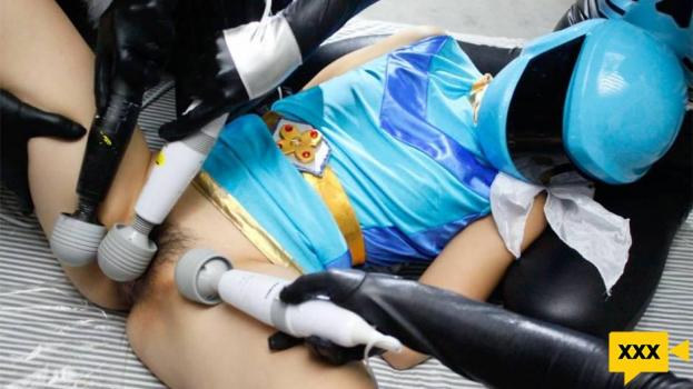 ⁣Japan HDV - Galactic Sentai Brave Blue gets worked over with sex toys by the aliens