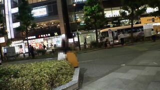 300MAAN-420 路上でマン汁ダラダラ！デニムも濡れるッ！異常に敏感な巨乳×くびれ美女！ラブホから漏れる他人の喘ぎ声で足がガクガク！？常時ダダ漏れ状態のおマ○コをゆ