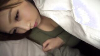 HND-526C 人妻佐佐木明希和兩個對自己有好感的男同事一起參加溫泉旅行期間和兩人分別內射做愛來決定和誰交往