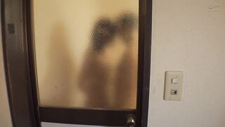 DVAJ-568C 妻子把男人帶回家 透過牆壁的淫叫聲 因為嫉妒而勃起的我想再次和她和好 黑川堇