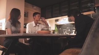 JUL-918C 乳首アクメ開発される夫の部下に毎日こっそり犯されている美人妻 水戸かな