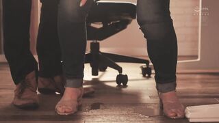 JUL-918C 乳首アクメ開発される夫の部下に毎日こっそり犯されている美人妻 水戸かな