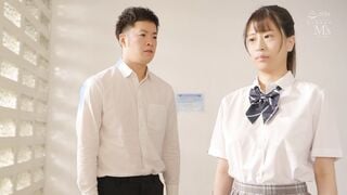 MVSD-507 Ah... Ese mayor... ¿Puedo ver su gran polla...? Incapaz de resistir la tentación inconsciente de la senior sin sostén, ¡se vuelve loca con sus tetas meneándose y se corre dentro de ella! Airi Honoka