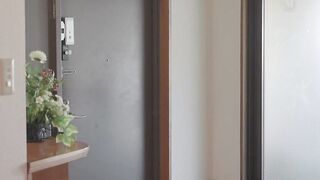 JUL-958C 一手拉拔我長大，我最愛的繼母被缺德的朋友睡走… 北條麻妃