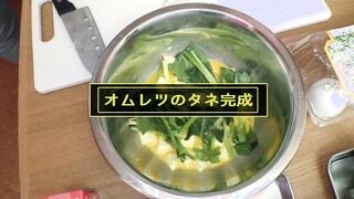 428SUKE-005 エプロンで巨乳をひた隠すお料理教室の先生をビヤクで堕とす！裸エプロンのおっぱいを揉んで！舐めて！美味しくいただく！生クリームチ○ポを一心不乱に舐め