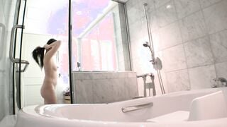 261ARA-470 [Chica súper linda y hermosa] 19 años [Su sonrisa es adictiva] ¡Chiharu-chan está aquí! Quiere convertirse en actriz de doblaje en el futuro y el motivo de su solicitud es "Últimamente he tenido hambre..." ¿A los hombres les gusta la comida? Es