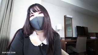 FC2-PPV-3073912 【無修正】【撮影困難】童貞をコロス目つきのメンヘラ娘。派手なとんがりネイルで亀頭責め&激しくチンポをシゴく、男の潮吹き寸前！お返し強制イラ
