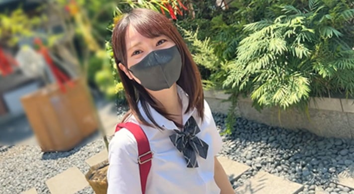 ⁣FC2-PPV-3081022 ※數量限定※【貧乳の極み】鬼きゃわ！Bカップちっぱい娘・まいちゃん18歳 いきなりフェラ抜き ウルトラ敏感乳首でおまんこ大洪水⇒中出し＆顔