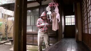 JUC-585 困り顔の人妻 藤沢芳恵