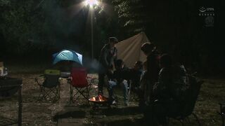 JUQ-017 町内キャンプNTR テントの中で何度も中出しされた妻の【閲覧注意】寝取られ映像 末広純