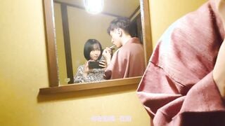 CAWD-403C 和可愛女友的中出溫泉約會 日向夏