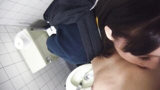 NUBI-063 痴●願望あり ちかんサイトで出会ったドM女性と電車チカン