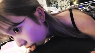 FC2-PPV-1743979 あの子とお花見デートして本気セックスしてみた