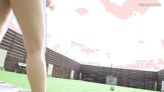 417SRYA-037 【眼鏡×美巨乳の女教師は露出狂だった！？】羞恥興奮を抑え切れず放課後の校内で露出徘徊ッ！！更衣室、廊下、屋上で全裸徘徊&オナニーでマ●コはグッチョ