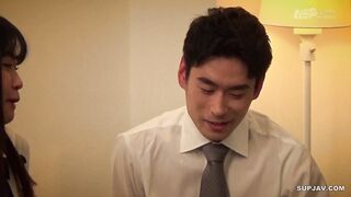 477GRMO-098 ホテル盗撮 もうおじさん無しではいられない！軽いパパ活のつもりが変態おじさんの超絶テクで初めてなのにイキまくり潮吹きまくる女子○生処女
