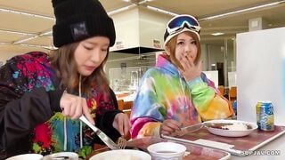 326EVA-168 爆乳乱舞ッ！！ゲレンデで出会ったIカップ女子大生は…この冬最高のドスケベボディ！！         ゆいな
