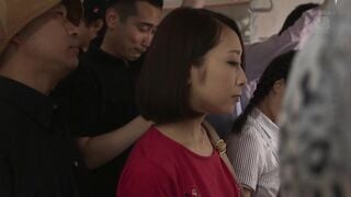 JUY-322 人妻保育士痴漢電車 ～快楽に飲み込まれる猥褻通勤～ 加瀬かなこ