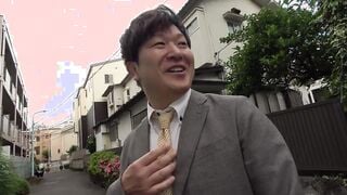 MADM-159 騎乗位で大量ハメ潮！計画的な誘惑テクで隣人を堕とす隠れ肉食妻 和楽ゆうか