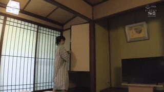 SSIS-565 照れて、惚れて、イキ止まない。デート指令で拘束されたり痴女ってみたり！ 一泊二日ヤリまくり温泉デート 未歩なな
