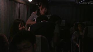 SDMUA-042 彼女の代わりに参加したフェス帰りの夜行バスで彼女の女友達3人に【浮気…
