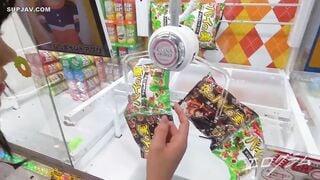 FC2-PPV-3142264 【顔出し】クラス1可愛い同級生。大人しい顔して騎乗位腰振りがエロイ！彼氏と受験勉強の息抜きセックス映像流出　学生の性欲が爆発して連続中出し