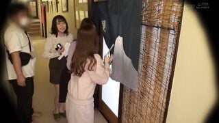 SDMUA-024 ドスケベお姉さん、タオル一枚男湯に入って男性客をヌキまくってみませんか？スーパーHARD