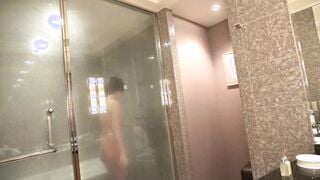 261ARA-208 某ファミレスチェーンで働く巨乳&スタイル抜群な24歳えりかちゃん参上！応募理由は「彼氏もいないし、仕事のストレスと刺激を求めて…」こんなに可愛いのに