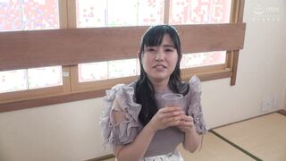 FIND-004 街角で見つけた爆乳奥さんに取材と偽り事務所に連れ込み、お酒を●ませて中出し性交！ まやさん28歳 菊池まや