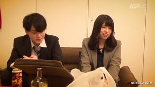 477GRMR-080 ニンゲン観察 DVDを借りる口実で若い部下の男の家にやってきた、今にも性欲決壊寸前のムッツリ女上司