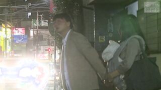 NSPS-694 他人に吸い尽くされた母乳 夫以外の男に狂う！ねぶられ、しゃぶられ、赤く染まった乳首