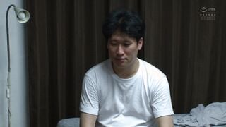 DN-444 Gadis polos dan pendiam di sebelah Sumire Kurokawa