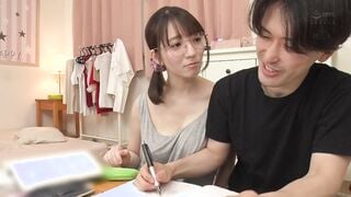 TYSF-026 「ねぇ～ここで挿れてもいい？」超真面目でタヌキたれ目の地味メガネ義姉が実は小悪魔！ ロングスカートの中でこっそり即生ハメ要求！両親の目の前でバレずにドキ