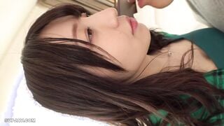 SIRO-4960 [Le sperme sera expulsé ! ? 】Une gentille dame avec un cul serré et des seins en bonnet G qui peut facilement porter des jeans serrés, fait un bruit coquin quand elle suce une bite