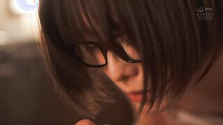 ADN-411 Mi vecina tranquila y sencilla que ni siquiera me saluda quiere mi polla y me exprime todo el esperma. Tsukino Luna