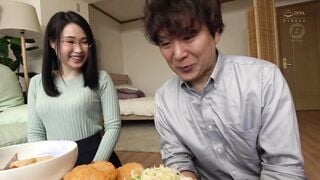 BF-669 見た目は地味なのに脱いだら凄い！Hカップ巨乳の現役保育士が誘惑杭打ち騎乗位中出しプレス！ 中条りの