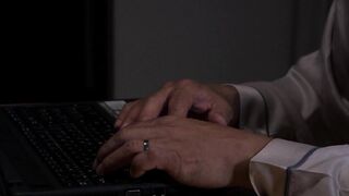 NSPS-615 20歳も離れた年の差婚のはてに・・ 妻が若い男に寝取られた！ 若菜奈央
