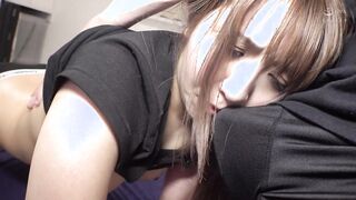 BLOR-199 ผู้ช่วยทันตแพทย์ที่ดูเหมือนสาว ๆ เธอมีบุคลิกที่ดีจริงๆและเป็นคนขี้โกงนิดหน่อย เธอเป็นอีตัวที่ซ่อนอยู่ เทคนิคที่น่าทึ่งของเธอทำให้เธอหลั่งและร่างกายของเธอสั่นจนทำให้ดิ๊กของเธอ จะลดลง.
