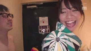 MIAA-745C 現在！在這裡！如果你能吻我，我今天就讓你射在我體內！… 東條夏