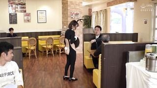 ZOZO-152 羞恥！高時給に騙されたッ！ファミレスで恥ずかしすぎる逆バニーで働かされている私…。～みなみ編～